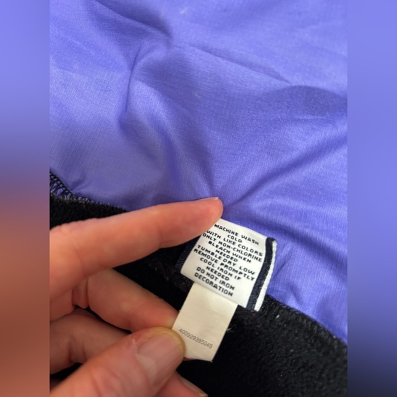 Fila Sport lightweight jacket black purple neon green size medium‎ M quilted 90s - Picture 10 of 14